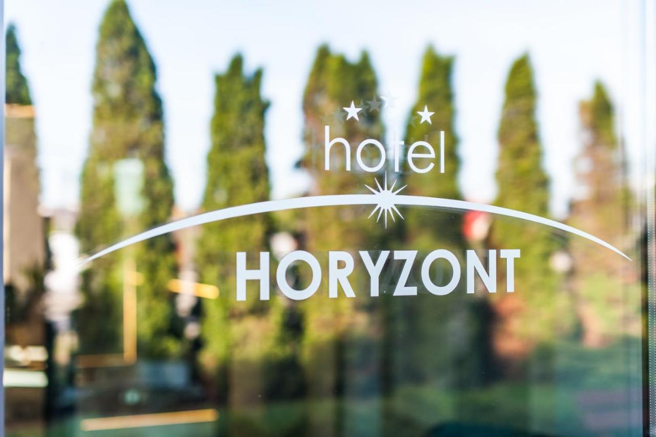 Hotel Horyzont Жешов Екстериор снимка